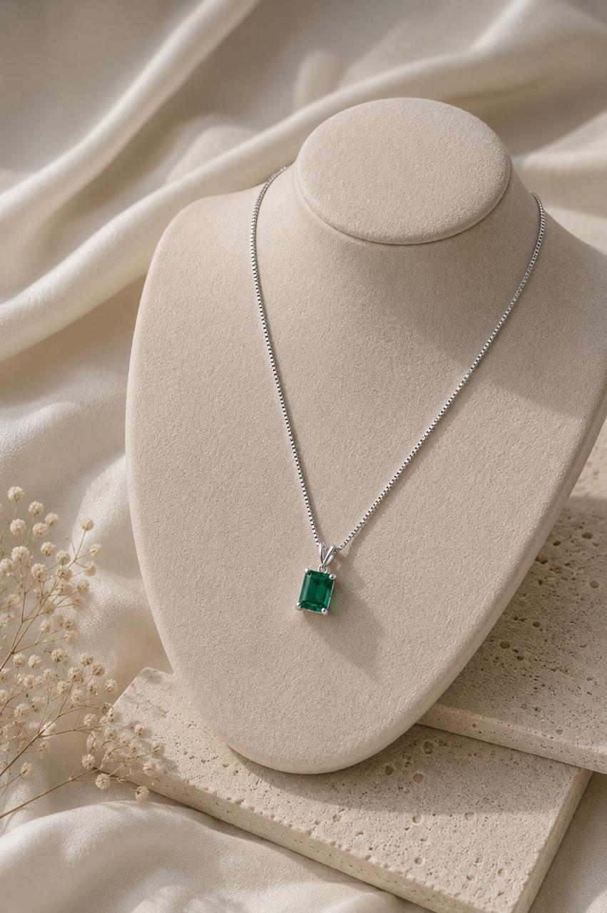 COLAR CORRENTE VENEZIANA COM PINGENTE ESMERALDA — JOIAS — PRATA 925