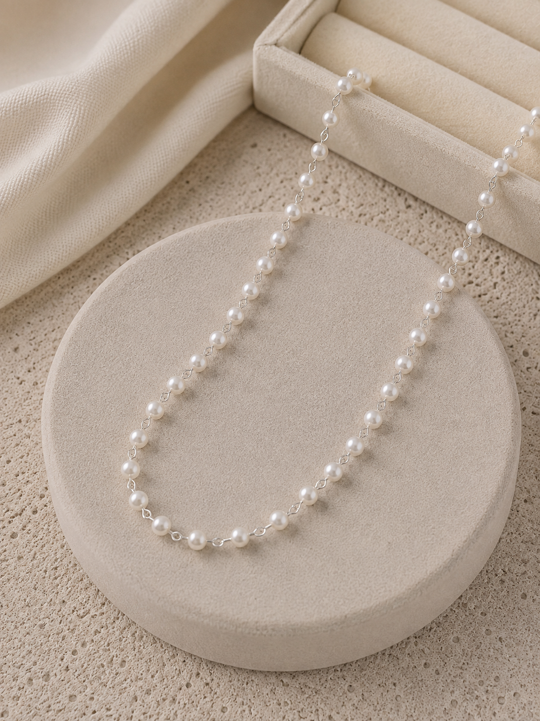 COLAR CHOKER PÉROLAS — SEMIJOIAS — PRATA 50